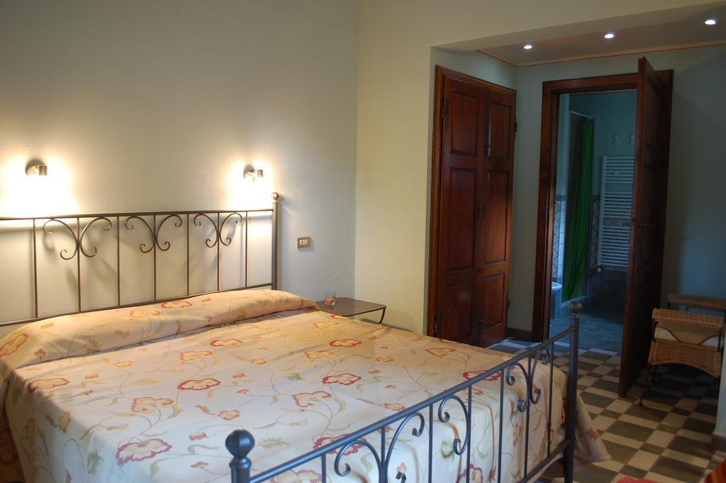 Vetulonia Il Pino Bed & Breakfast 部屋 写真